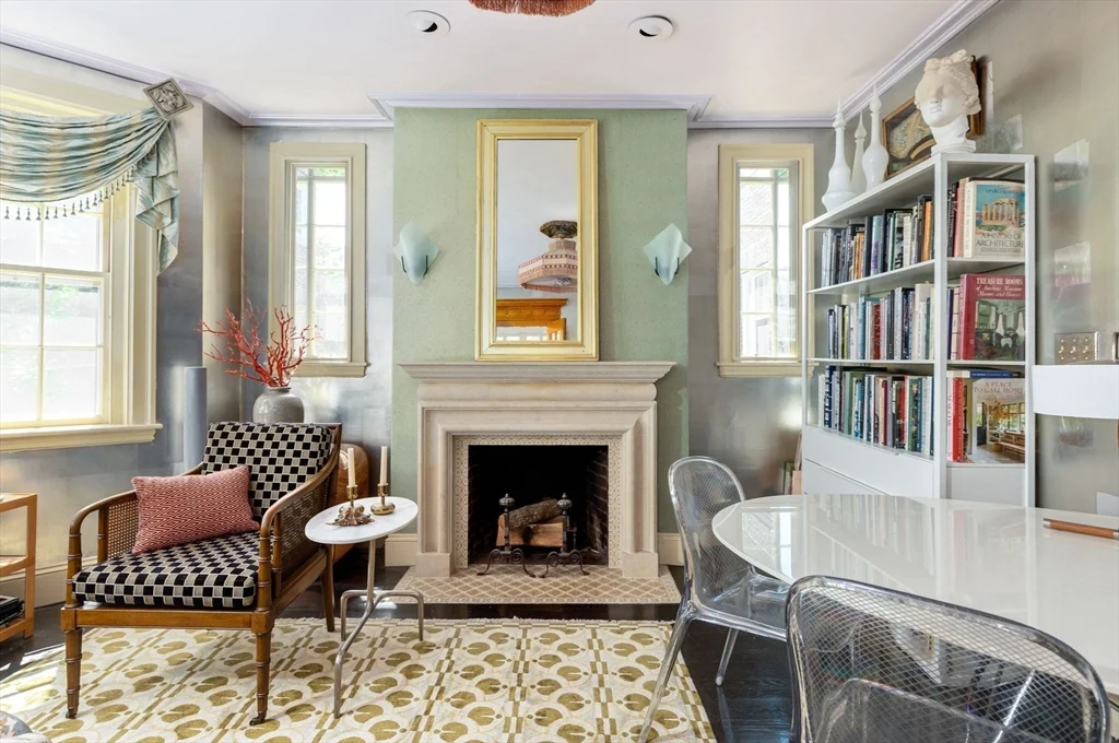 1 bed, 1 bath apartment for rent at 41 Linnaean Unit 32, Avon Hill — photo 3 of 15