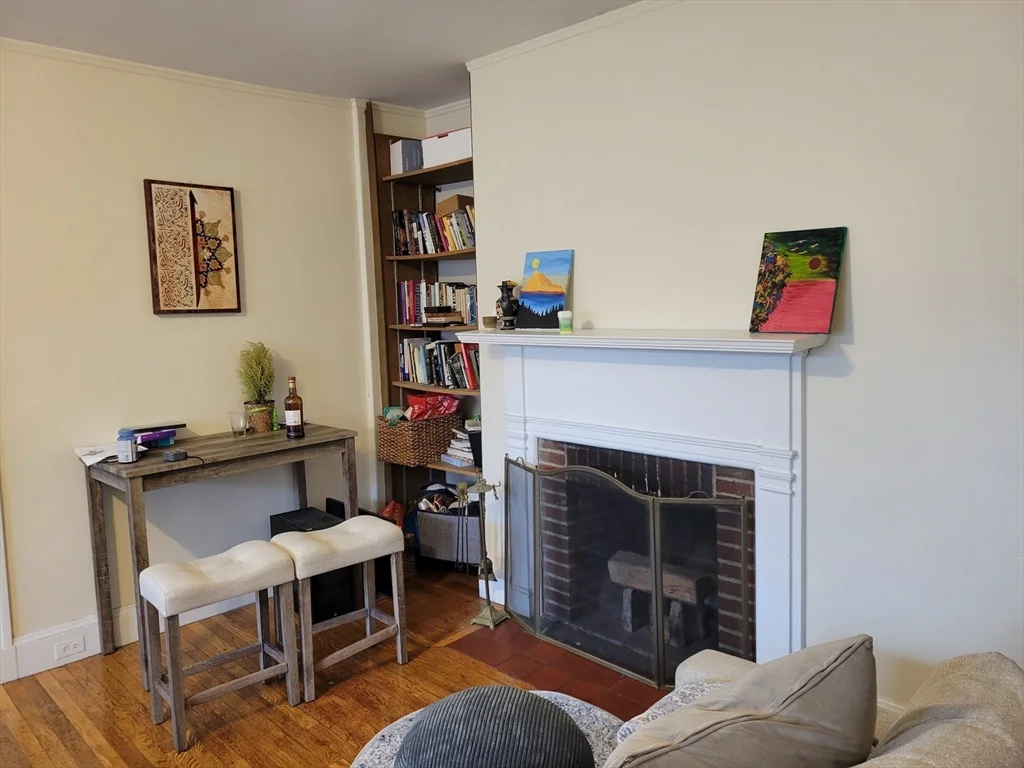 1 bed, 1 bath apartment for rent at 41 Linnaean Unit 48, Neighborhood Nine — photo 3 of 23