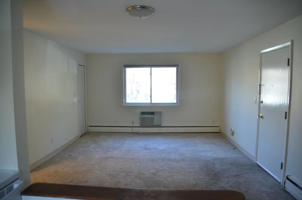 2 bed, 1 bath apartment for rent at 41 Lionel Ave Unit D, Waltham — photo 15 of 19