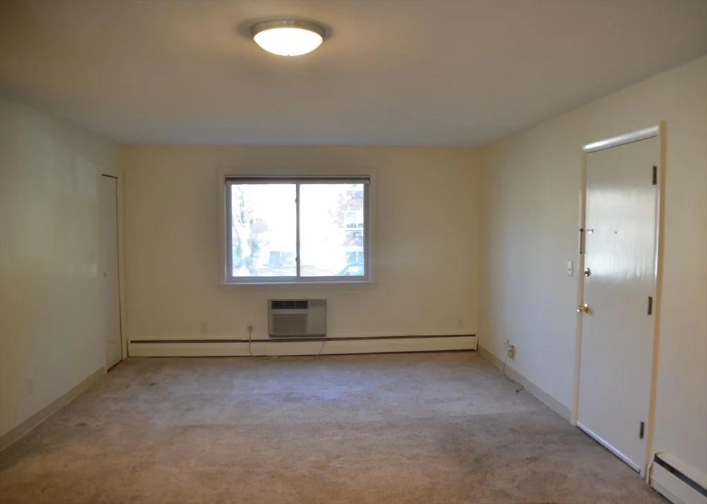 2 bed, 1 bath apartment for rent at 41 Lionel Ave Unit D, Waltham — photo 8 of 19