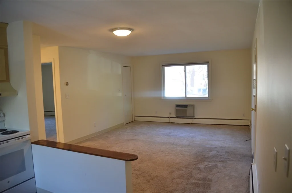 2 bed, 1 bath apartment for rent at 41 Lionel Ave Unit D, Waltham — photo 5 of 19