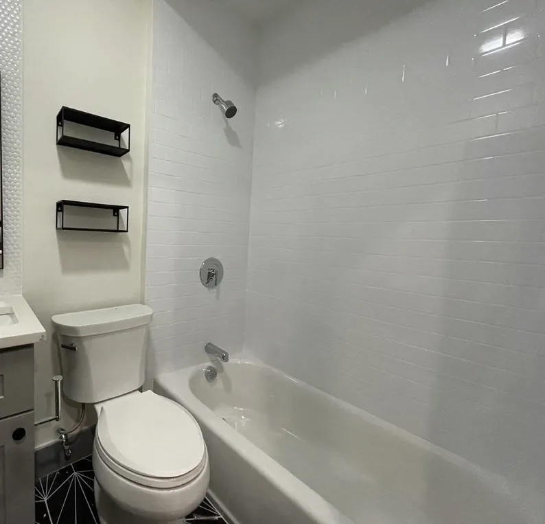 4 bed, 2 bath apartment for rent at 41 Long Ave Unit 1, Allston — photo 6 of 8