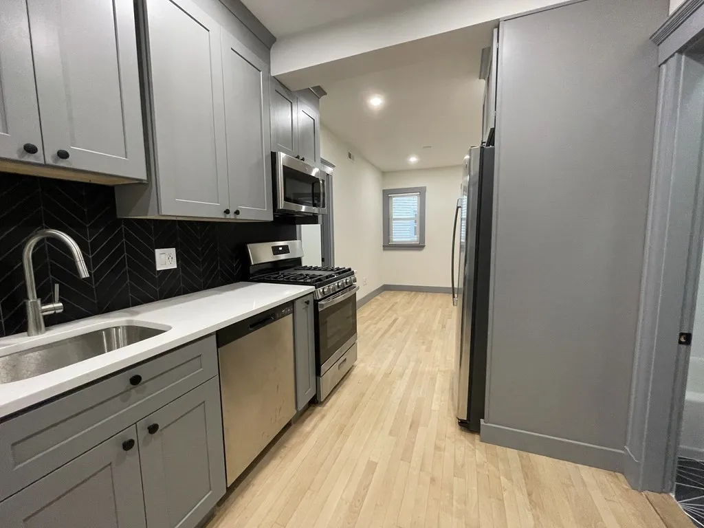 4 bed, 2 bath apartment for rent at 41 Long Ave Unit 1, Allston — photo 1 of 8
