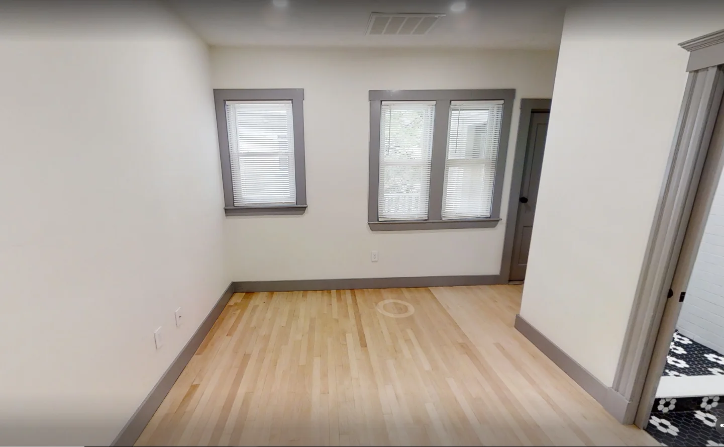 4 bed, 2 bath apartment for rent at 41 Long Ave Unit 2A, Brighton — photo 4 of 11
