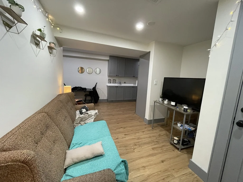 2 bed, 1 bath apartment for rent at 41 Long Ave Unit B2, Allston — photo 5 of 13