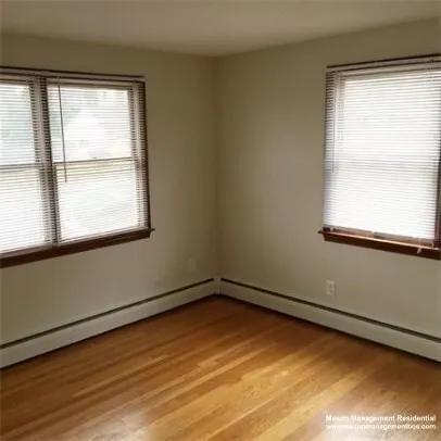 3 bed, 2 bath apartment for rent at 41 Loomis St Unit 41, Cambridge Highlands — photo 7 of 13