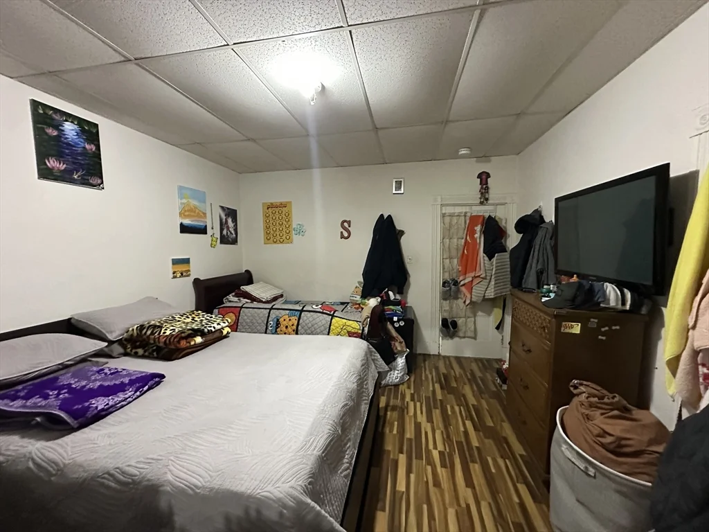 2 bed, 1 bath apartment for rent at 41 Louis St Unit 1, Chelsea — photo 6 of 15