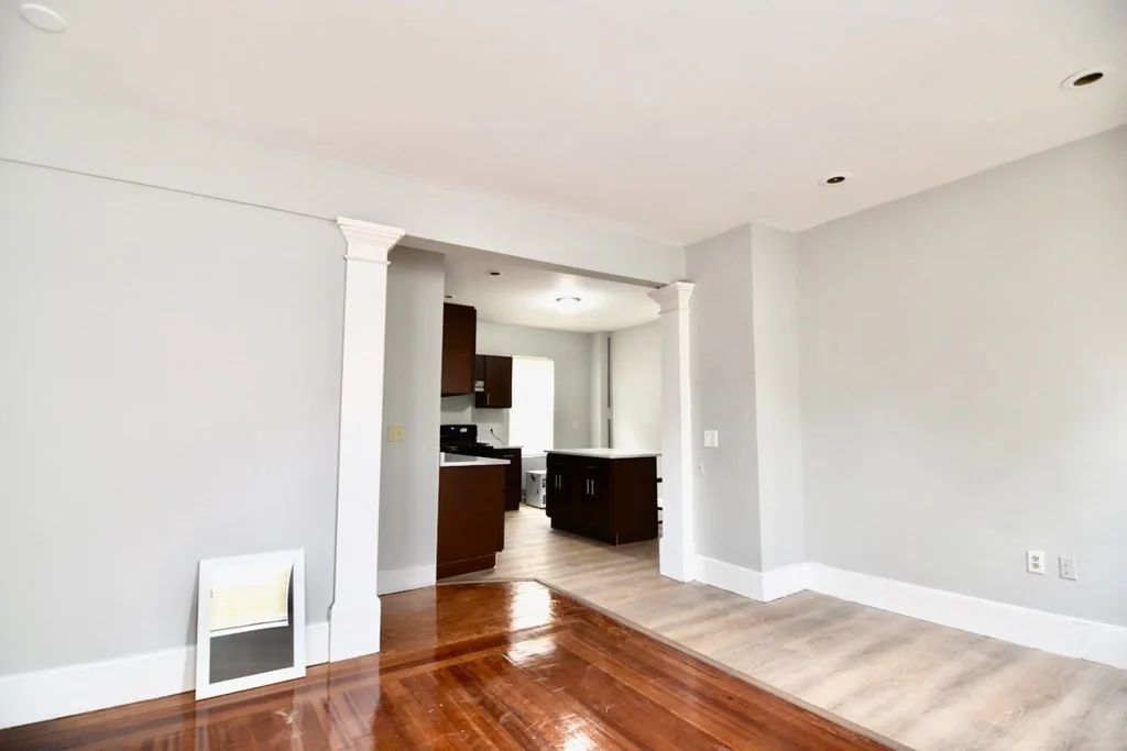 4 bed, 1 bath apartment for rent at 41 Lucerne Unit 1, Dorchester — photo 17 of 19