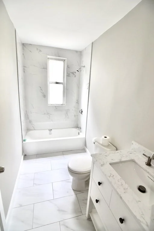 4 bed, 1 bath apartment for rent at 41 Lucerne Unit 1, Dorchester — photo 9 of 19