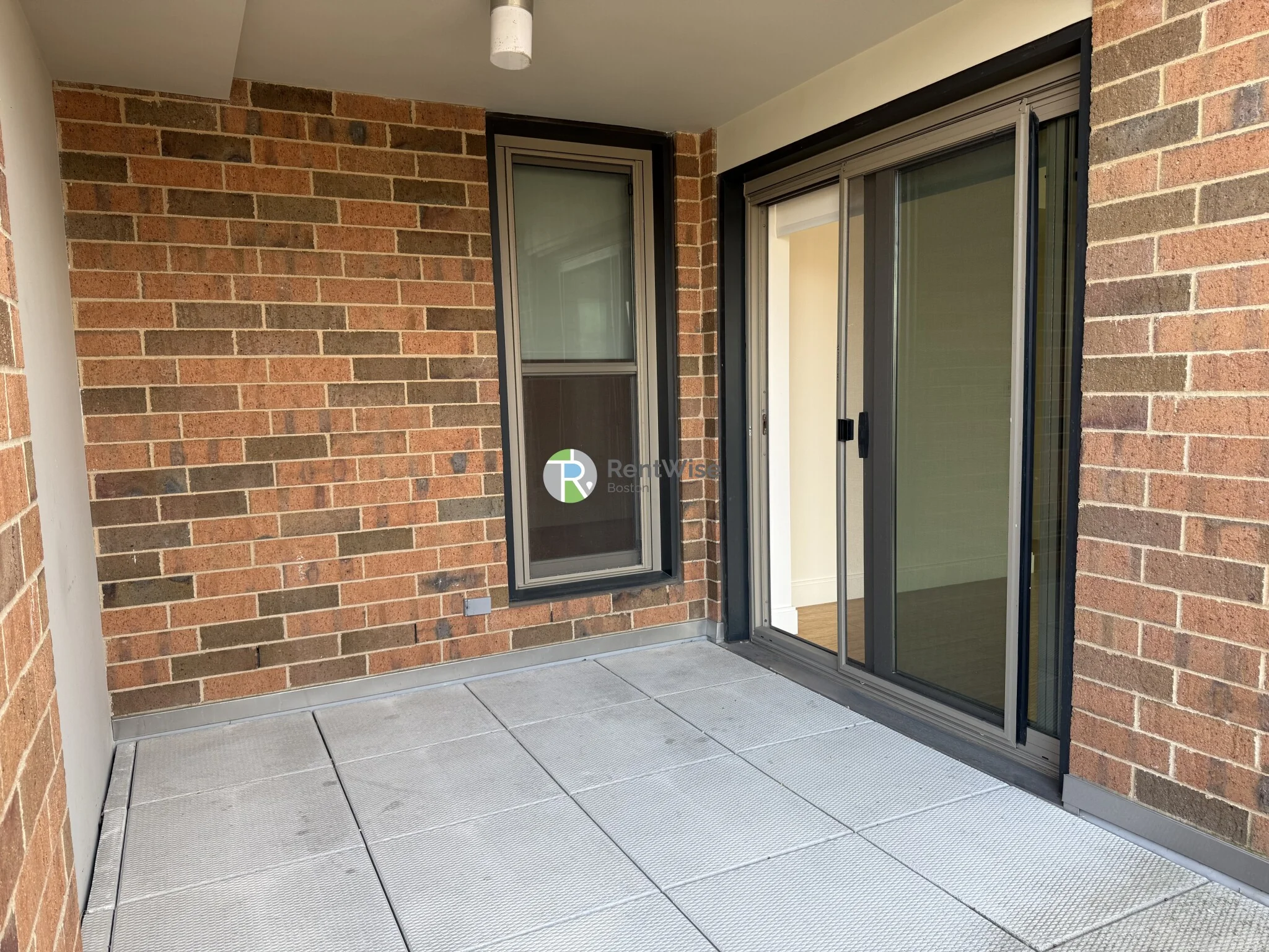 2 bed, 2 bath apartment for rent at 41 Malvern St Unit 402, Allston — photo 6 of 25