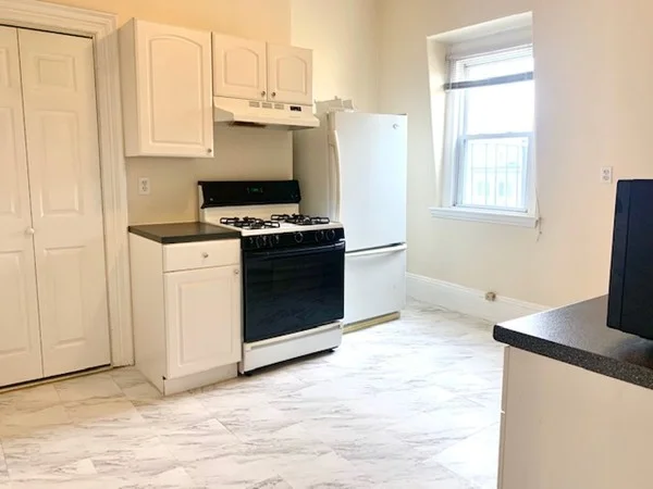 1 bed, 1 bath apartment for rent at 41 Monmouth St Unit 3, East Boston — photo 6 of 17
