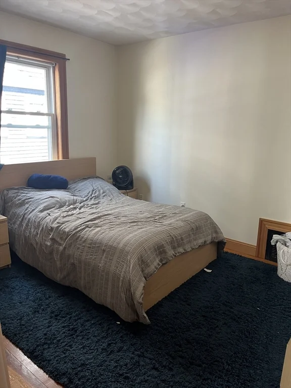 3 bed, 1 bath apartment for rent at 41 Montfern Ave Unit 1, Brighton — photo 7 of 10