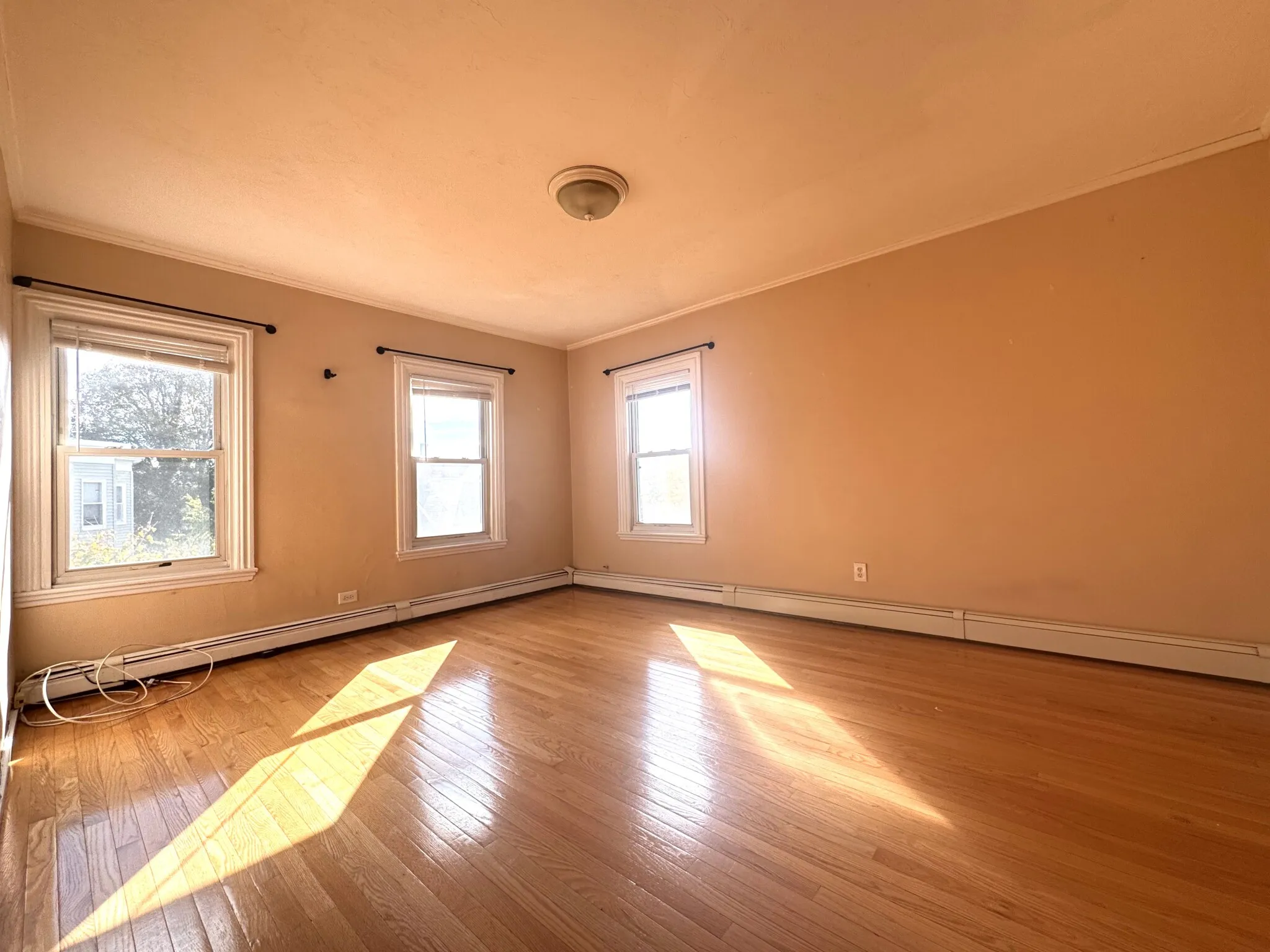 1.5 bed, 1 bath apartment for rent at 41 Mount Pleasant St Unit 3, East Somerville — photo 6 of 21