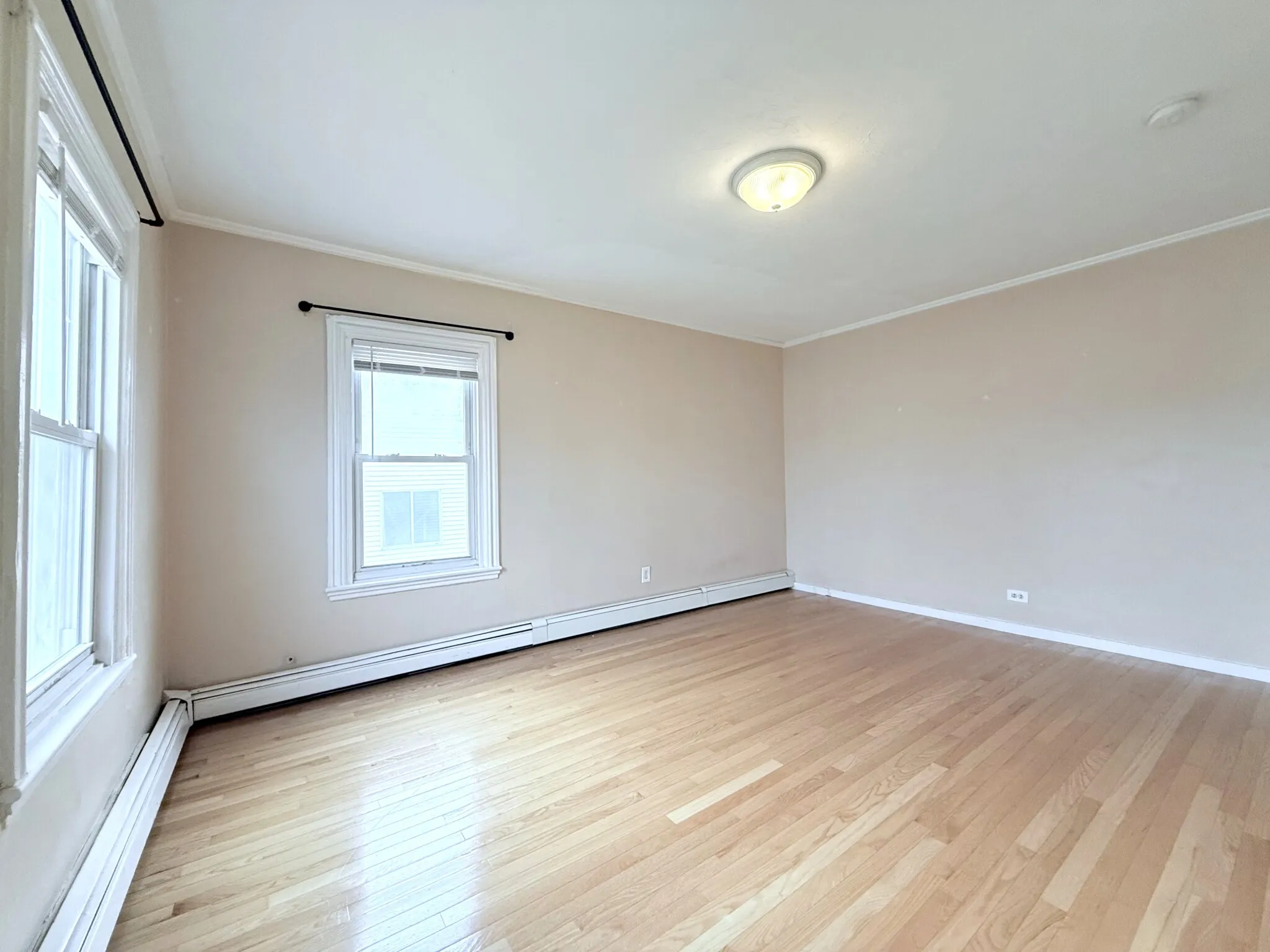 1.5 bed, 1 bath apartment for rent at 41 Mount Pleasant St Unit 3, East Somerville — photo 4 of 21