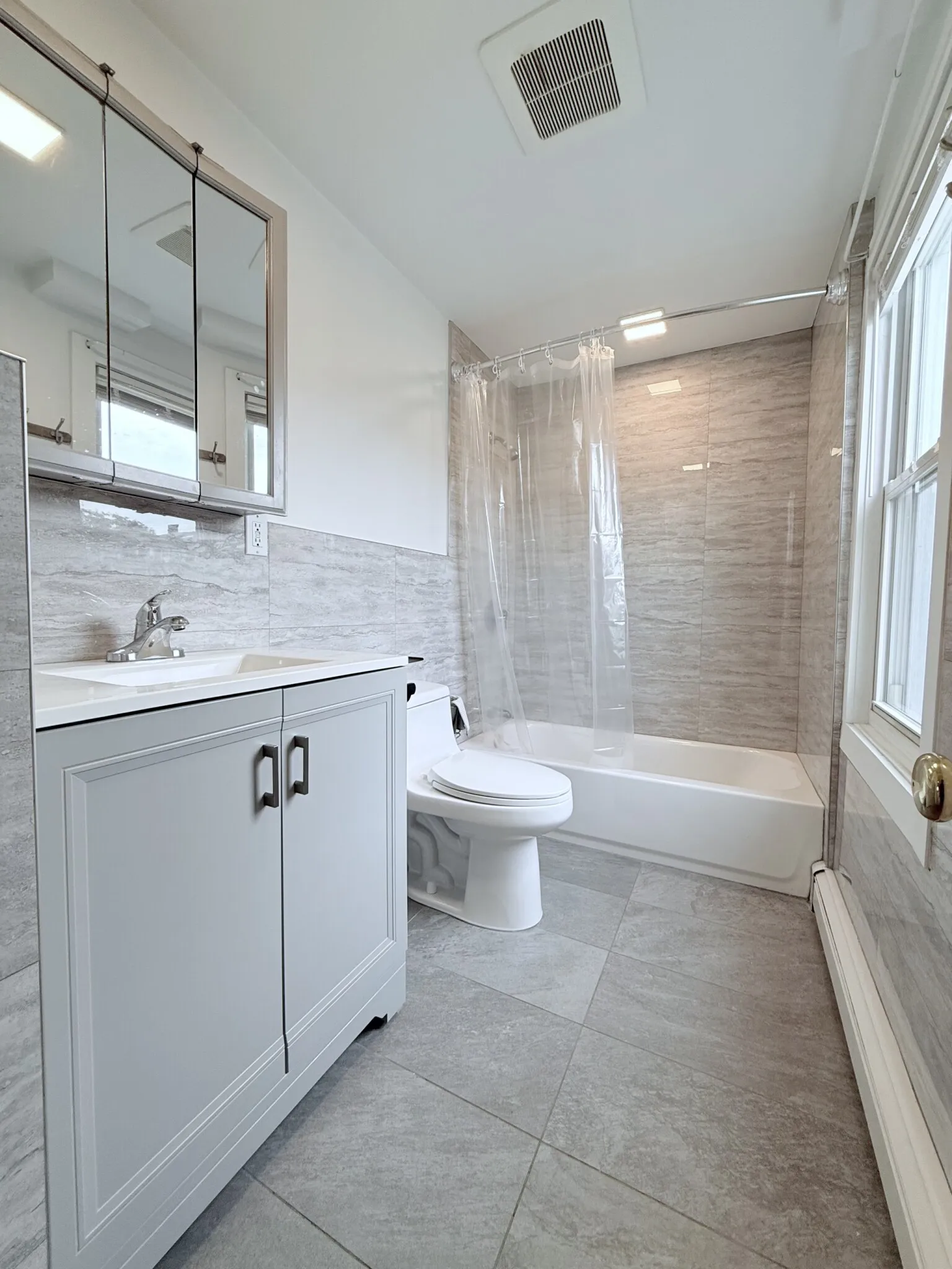 1.5 bed, 1 bath apartment for rent at 41 Mount Pleasant St Unit 3, East Somerville — photo 10 of 21