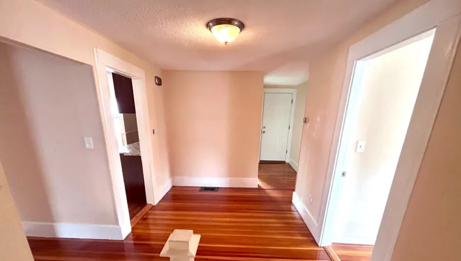 2 bed, 1 bath apartment for rent at 41 Mount Vernon St Unit 3, East Somerville — photo 5 of 12