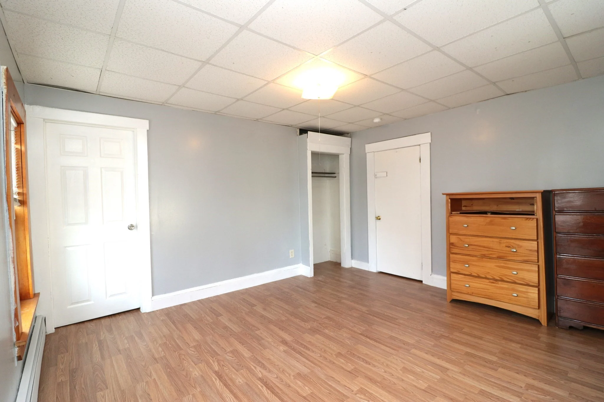 3 bed, 1 bath apartment for rent at 41 Nichols St Unit 2, Highlands — photo 4 of 9