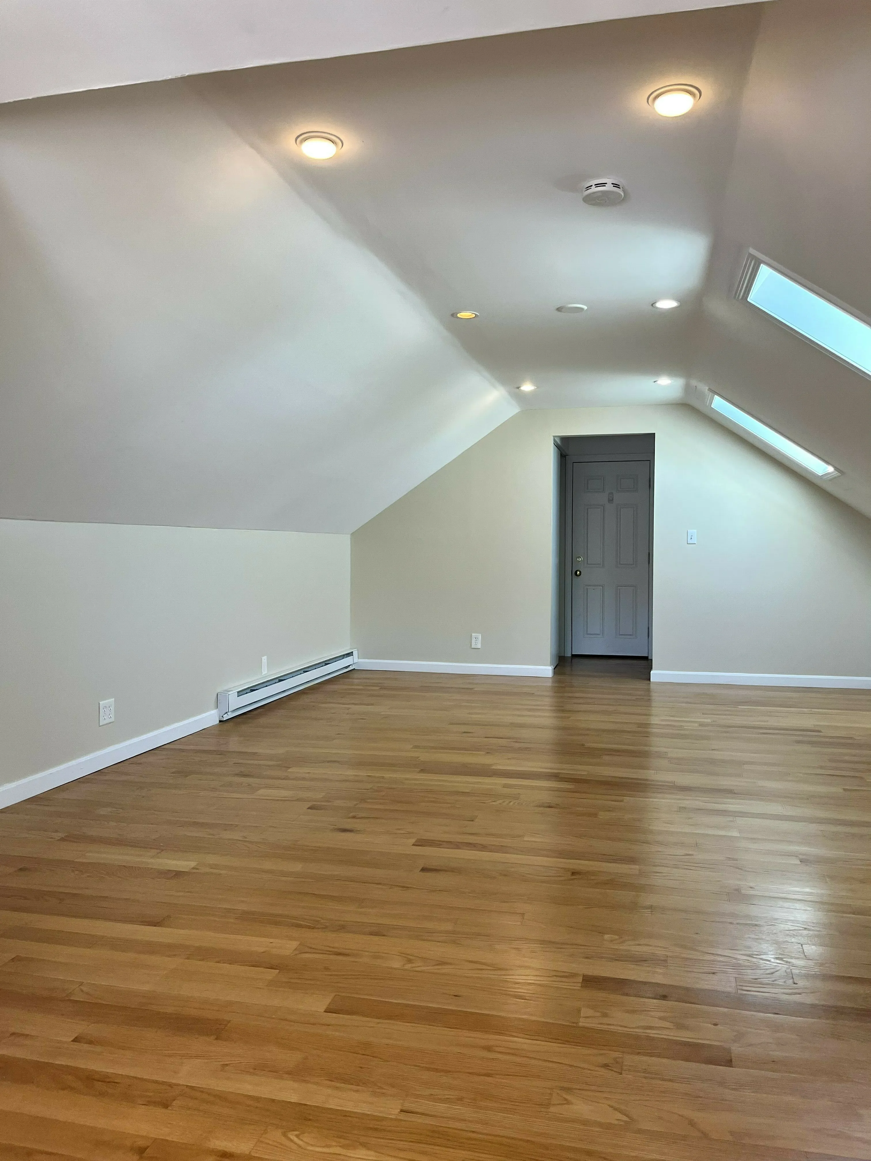 3 bed, 1 bath apartment for rent at 41 North Crescent Circuit Unit 2, Brighton — photo 10 of 29