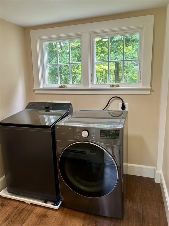 3 bed, 2 bath apartment for rent at 41 North Great Rd Unit 41, Lincoln — photo 14 of 25