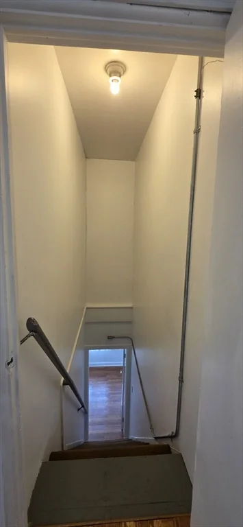 3 bed, 1 bath apartment for rent at 41 Orient St Unit 2, Worcester — photo 7 of 26