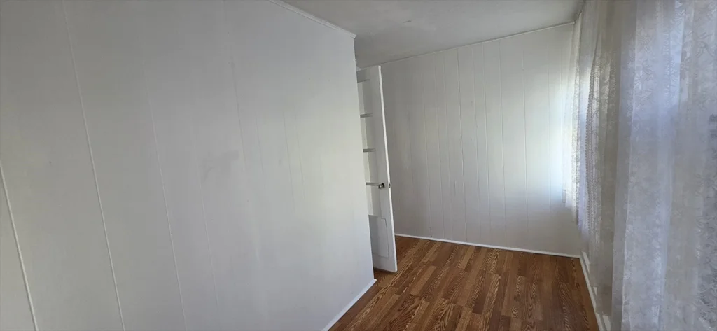 3 bed, 1 bath apartment for rent at 41 Orient St Unit 2, Worcester — photo 8 of 26