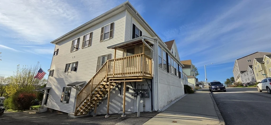 3 bed, 1 bath apartment for rent at 41 Orient St Unit 2, Worcester — photo 24 of 26