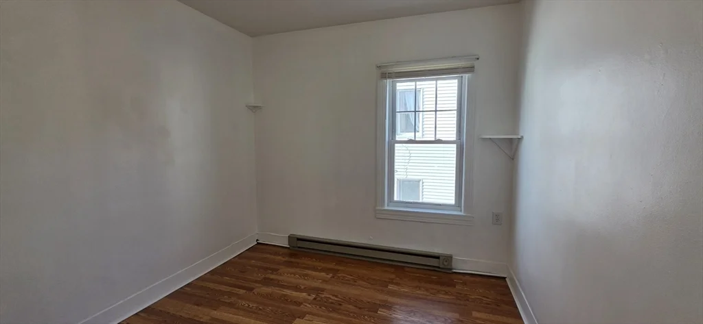 3 bed, 1 bath apartment for rent at 41 Orient St Unit 2, Worcester — photo 10 of 26