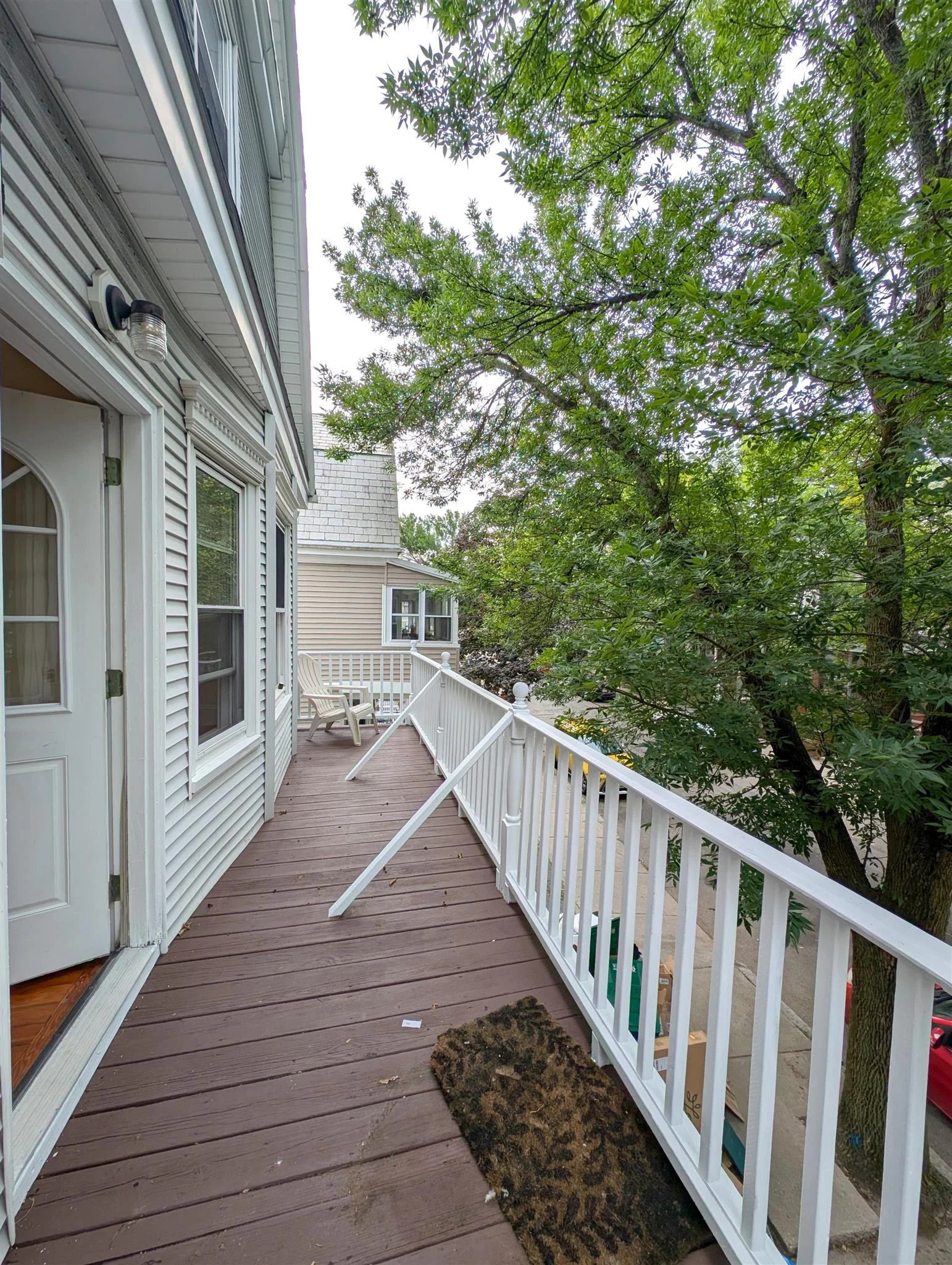 4.5 bed, 2 bath apartment for rent at 41 Ossipee Rd Unit 2, Davis Square — photo 9 of 24