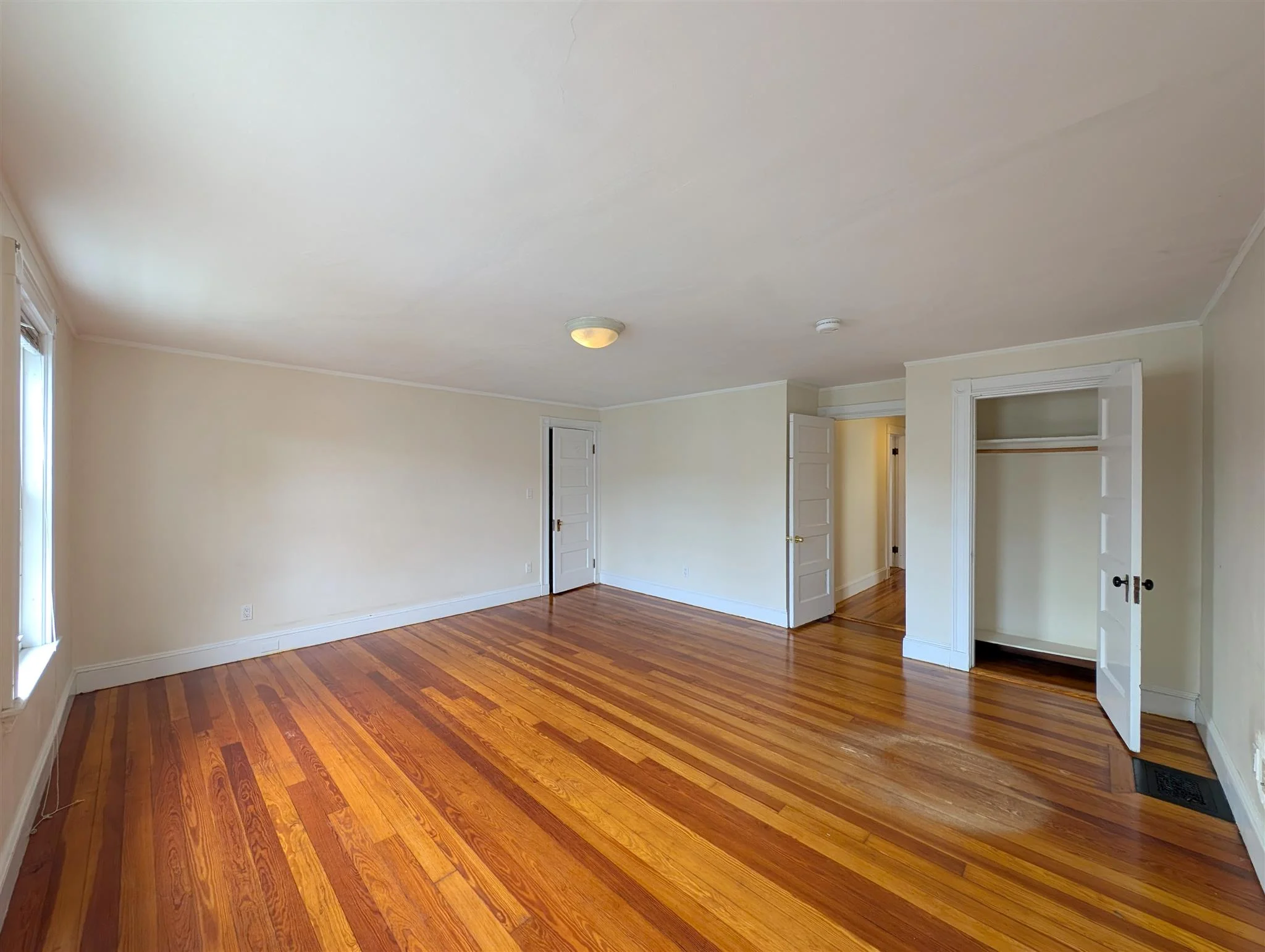 4.5 bed, 2 bath apartment for rent at 41 Ossipee Rd Unit 2, Davis Square — photo 15 of 24