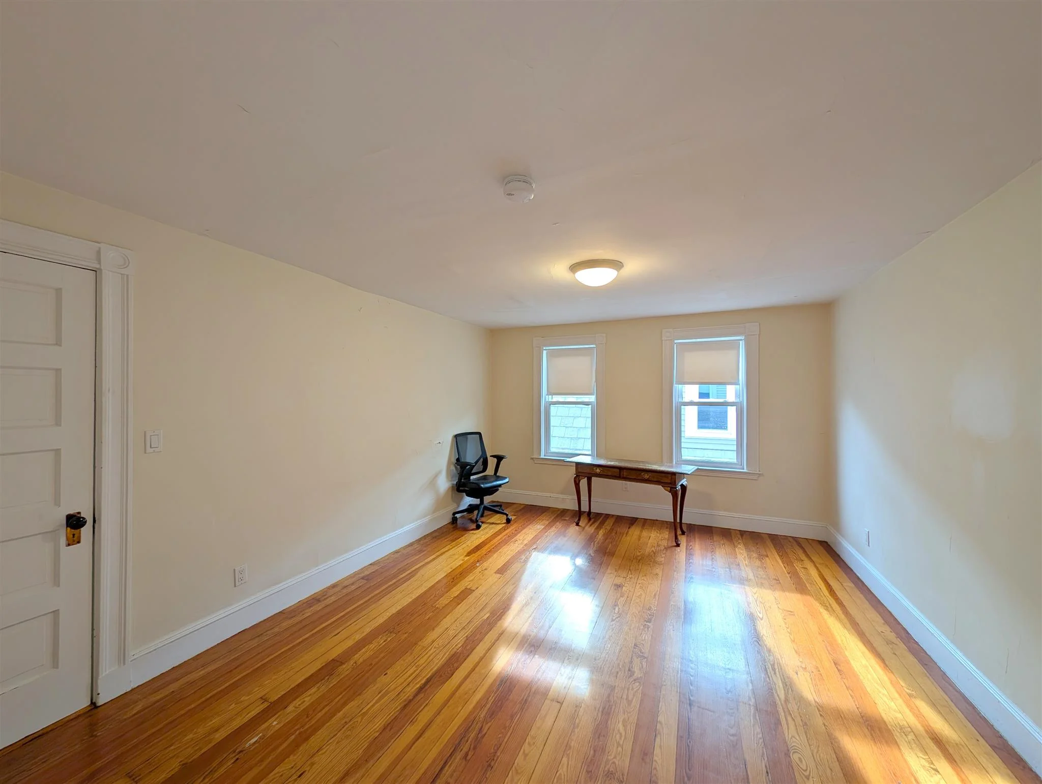 4.5 bed, 2 bath apartment for rent at 41 Ossipee Rd Unit 2, Davis Square — photo 16 of 24