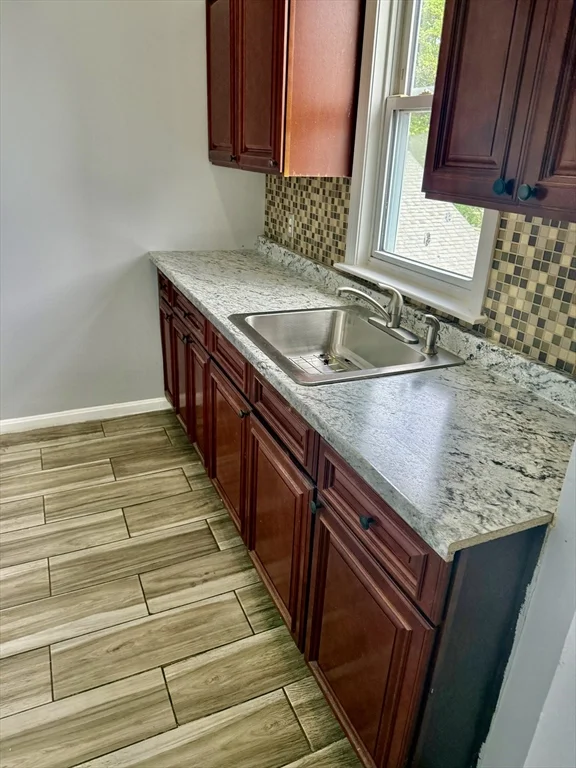 4 bed, 1 bath apartment for rent at 41 Park St Unit 3, Lynn — photo 19 of 27