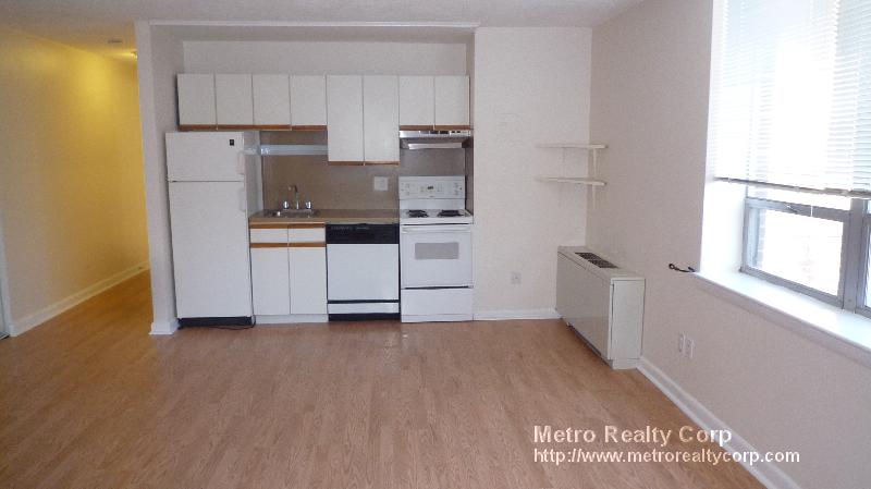 Studio bed, 1 bath apartment for rent at 41 Park St Unit 401, Coolidge Corner — photo 1 of 5