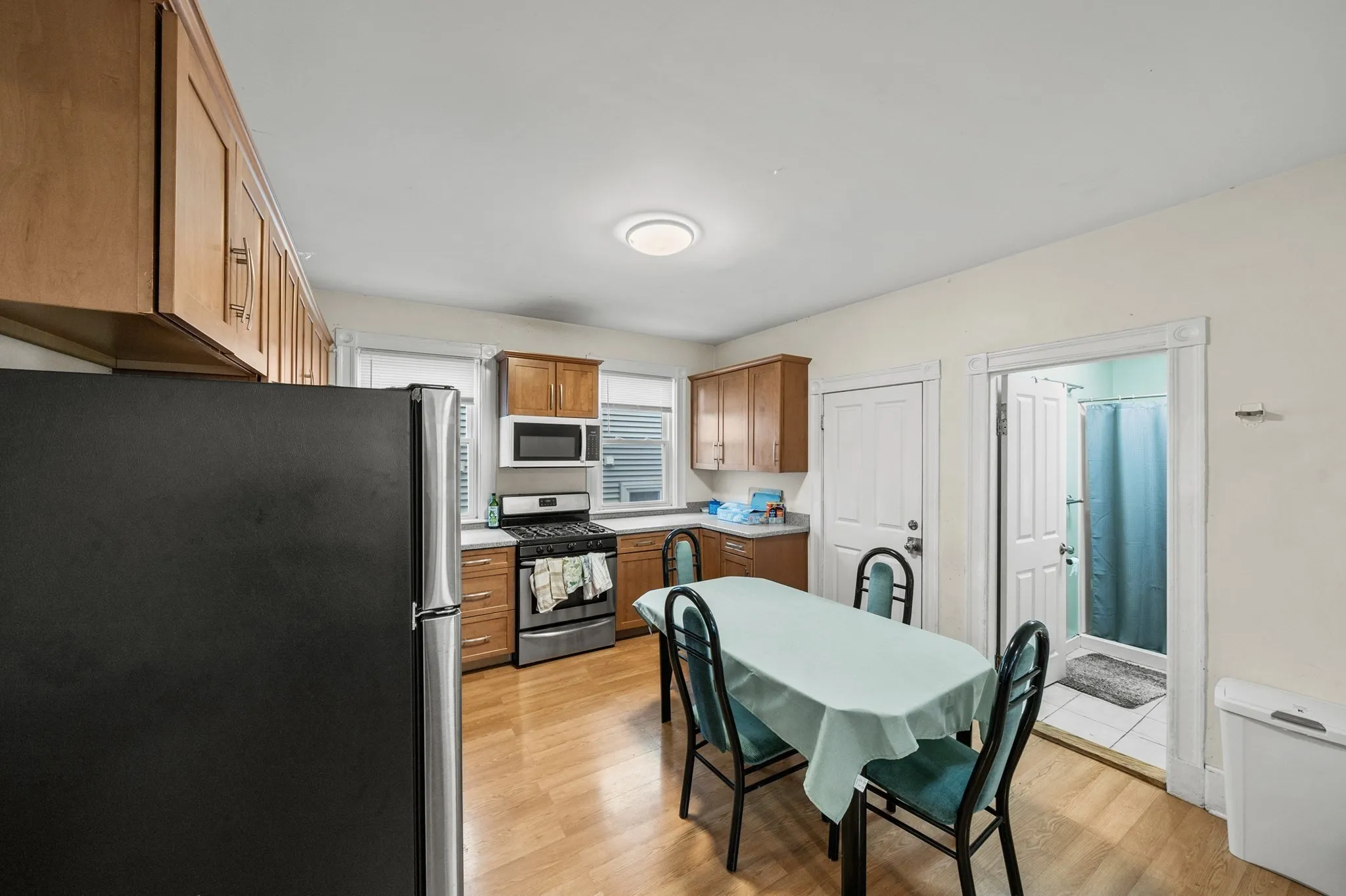 4 bed, 2 bath apartment for rent at 41 Parker Hill Ave Unit 1, Mission Hill — photo 2 of 15