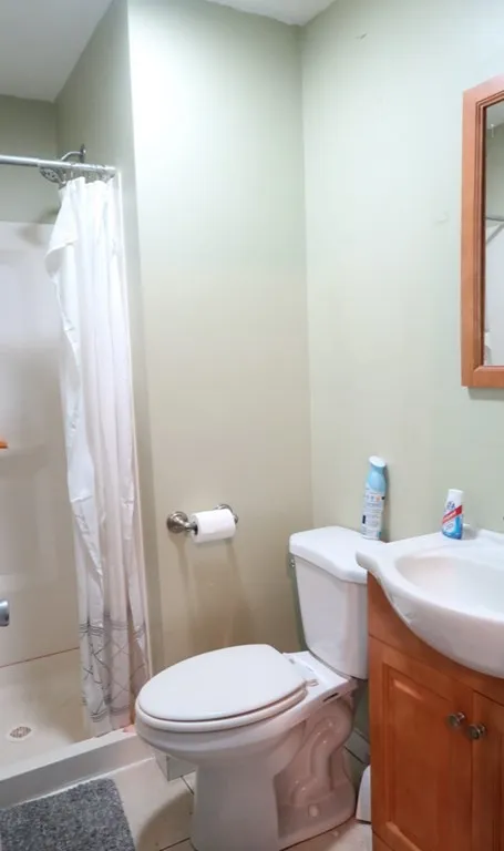 4 bed, 2 bath apartment for rent at 41 Parker Hill Ave Unit 1, Mission Hill — photo 5 of 11