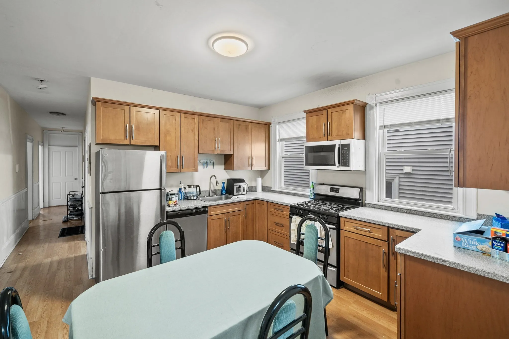 4 bed, 2 bath apartment for rent at 41 Parker Hill Ave Unit 1, Mission Hill — photo 3 of 15