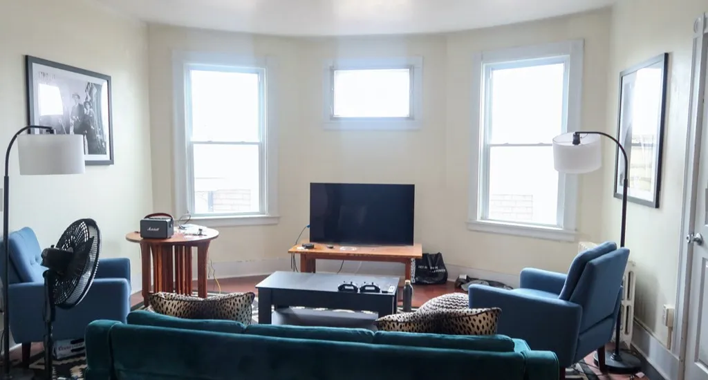 4 bed, 2 bath apartment for rent at 41 Parker Hill Ave Unit 1, Mission Hill