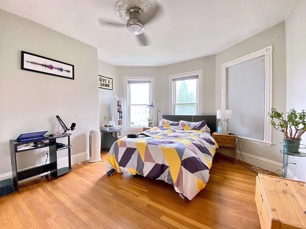 3 bed, 1 bath apartment for rent at 41 Pearl St Unit 1, Dorchester — photo 3 of 8