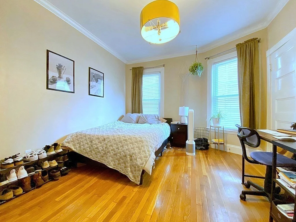3 bed, 1 bath apartment for rent at 41 Pearl St Unit 1, Dorchester — photo 6 of 8