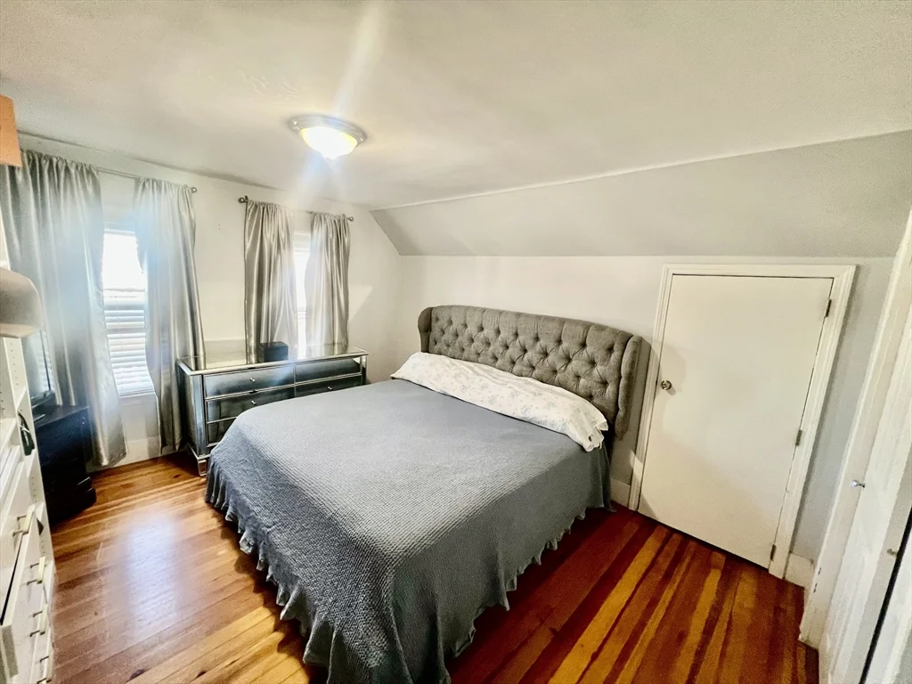 3 bed, 1 bath apartment for rent at 41 Pearl St Unit 2, Everett — photo 21 of 26