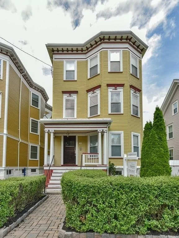 3 bed, 1 bath apartment for rent at 41 Pearl St Unit 3, Dorchester — photo 9 of 9