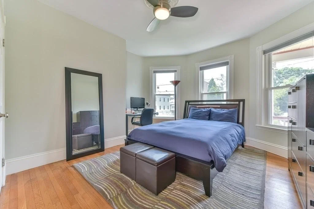 3 bed, 1 bath apartment for rent at 41 Pearl St Unit 3, Dorchester — photo 7 of 9