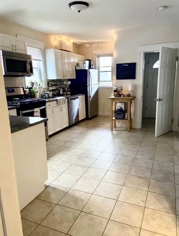 3 bed, 1 bath apartment for rent at 41 Pennsylvania Unit 1, Somerville — photo 9 of 10