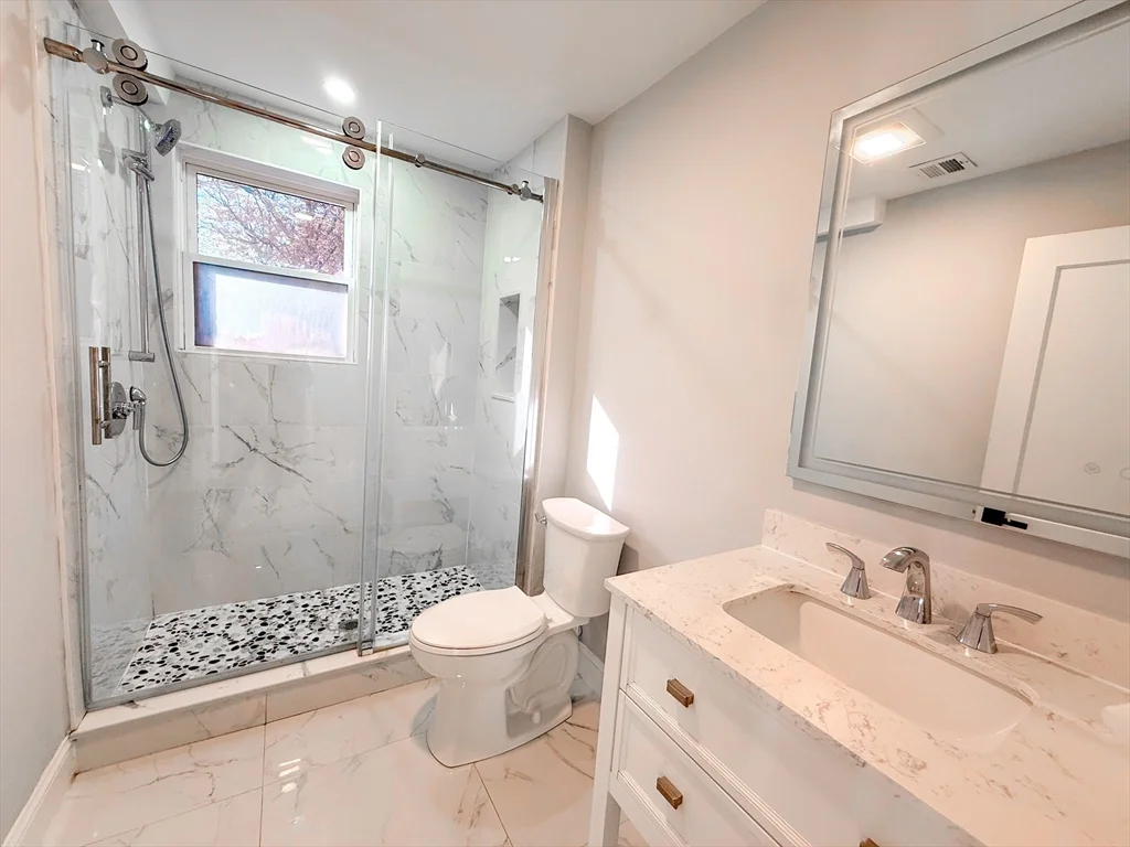 3 bed, 1 bath apartment for rent at 41 Pond St Unit 1, Framingham — photo 9 of 15