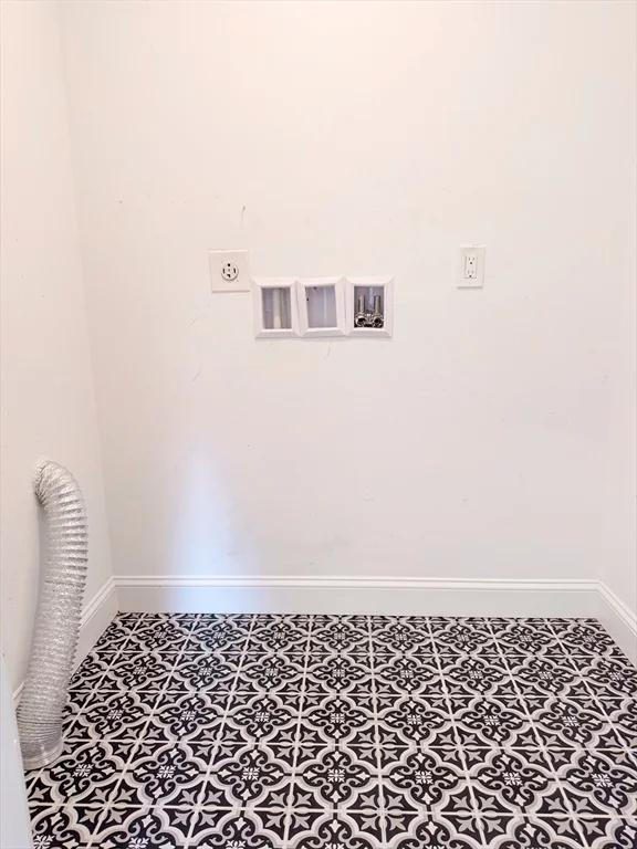 3 bed, 1 bath apartment for rent at 41 Pond St Unit 1, Framingham — photo 12 of 15