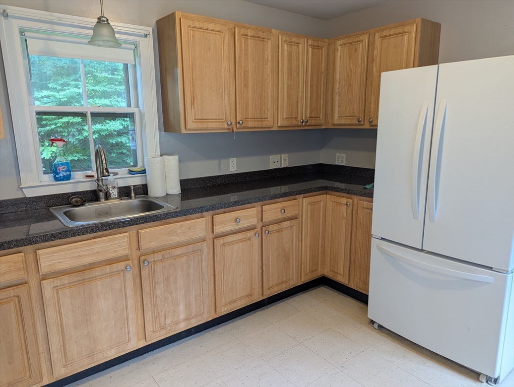 1 bed, 1 bath apartment for rent at 41 Porter Unit 2, Avon — photo 5 of 11