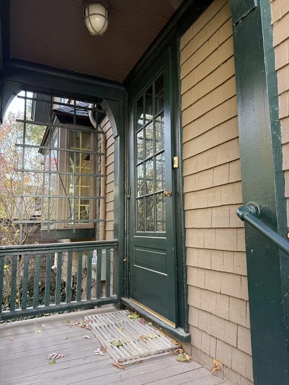 1 bed, 1 bath apartment for rent at 41 Powell St Unit Upper, Brookline — photo 2 of 14