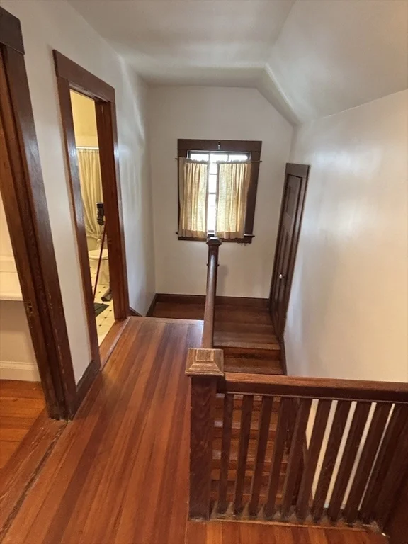1 bed, 1 bath apartment for rent at 41 Powell St Unit Upper, Brookline — photo 10 of 14