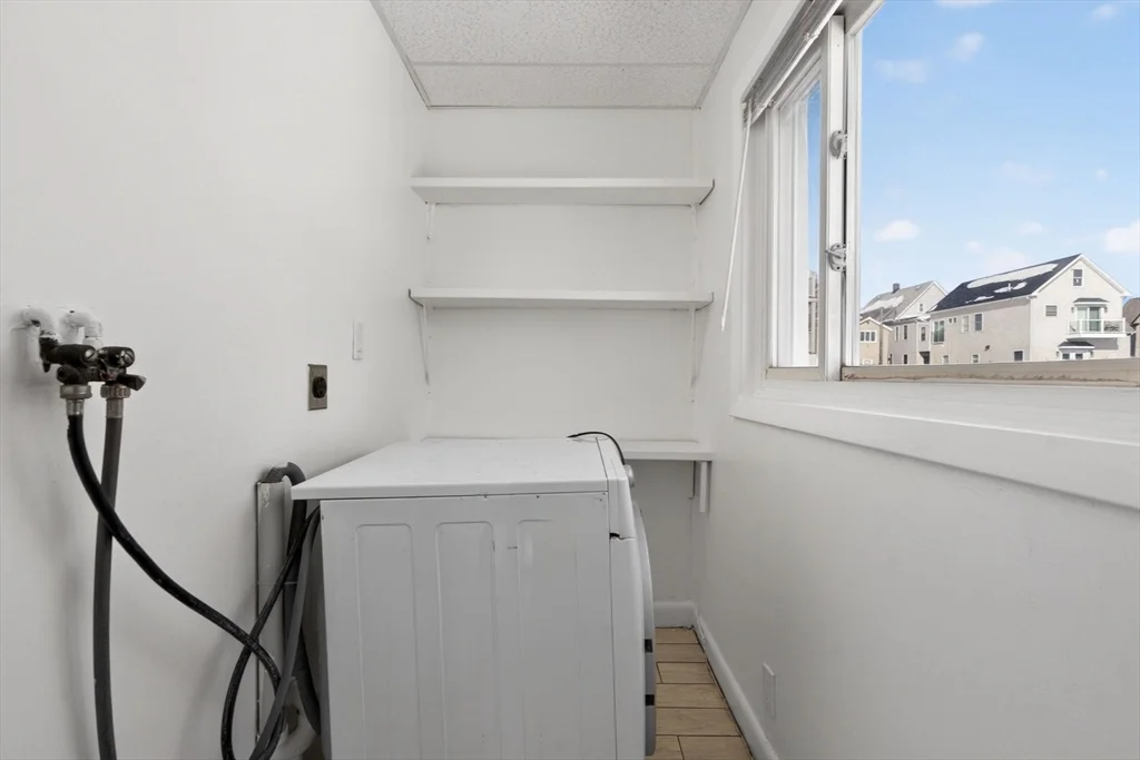 3 bed, 2 bath apartment for rent at 41 Prescott St, Everett — photo 8 of 21