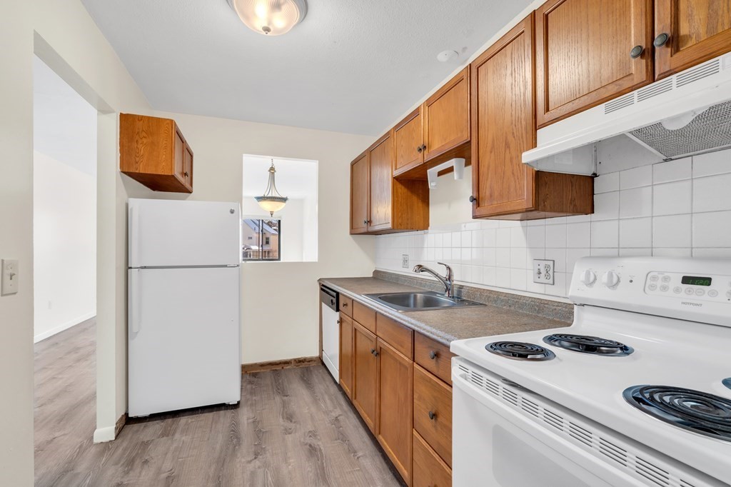 1 bed, 1 bath apartment for rent at 41 Revere St Unit 1, Revere — photo 1 of 8