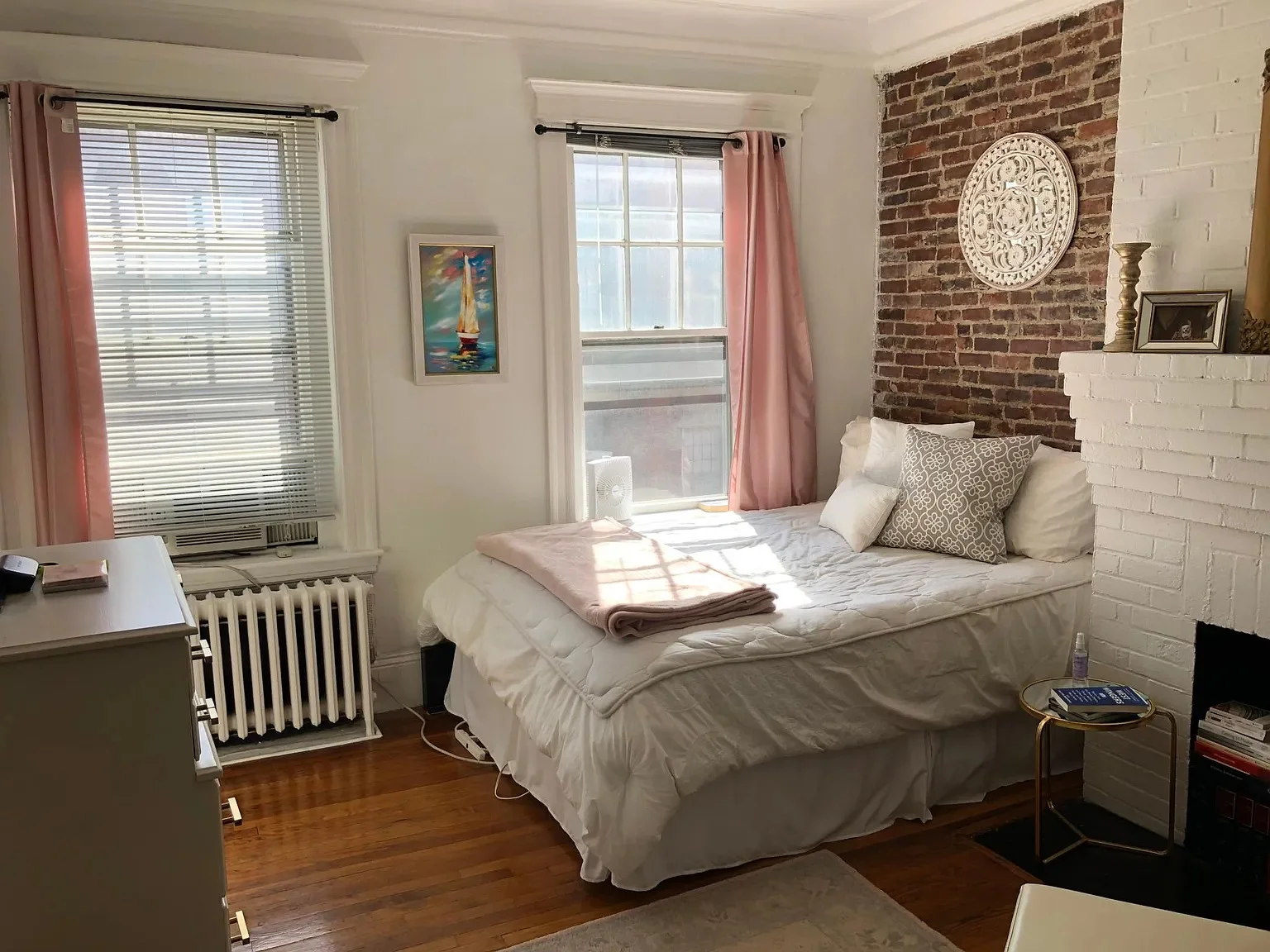 Studio bed, 1 bath apartment for rent at 41 Revere St Unit 7, Beacon Hill — photo 1 of 9
